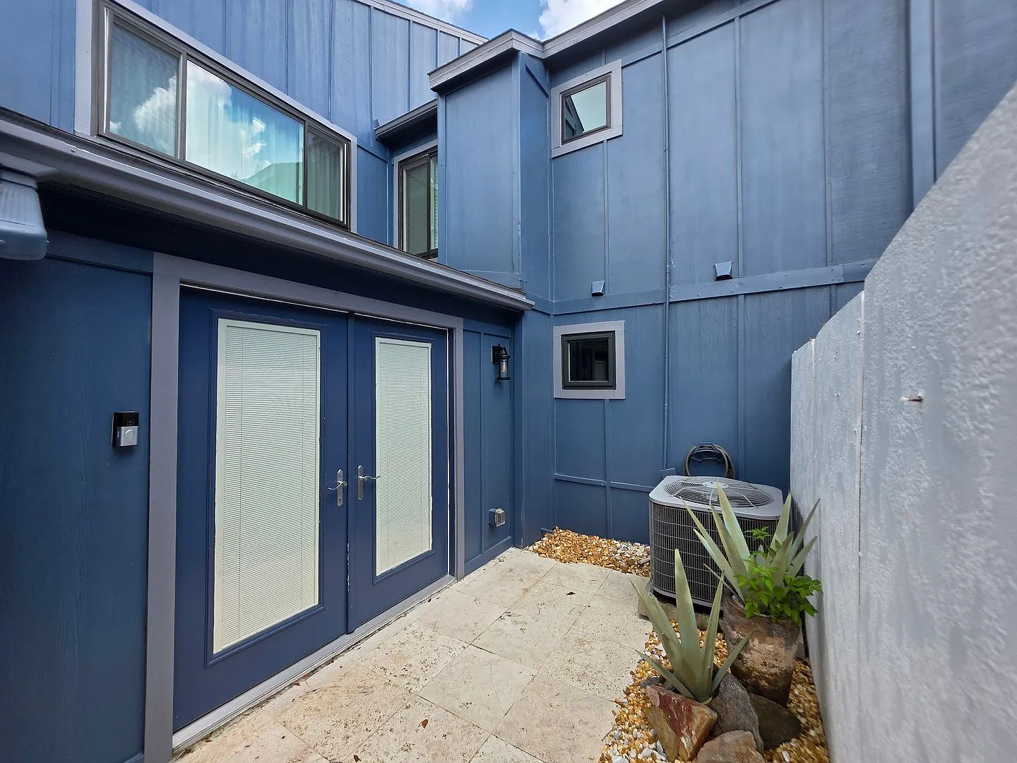 Spacious Townhome in The Trails — Photo 3