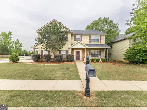 100 Flowing Meadows Dr, Kathleen, GA 31047