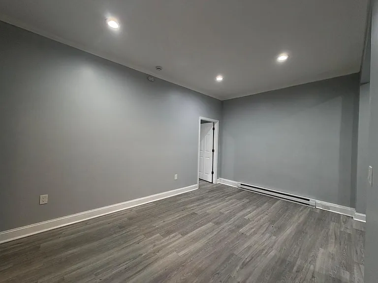 345 Woodland St — Photo 5