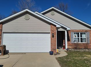 124 Bayfield Dr, Glen Carbon, IL