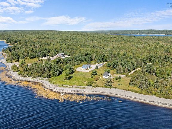 3rd image of 238 Enslows Point Rd