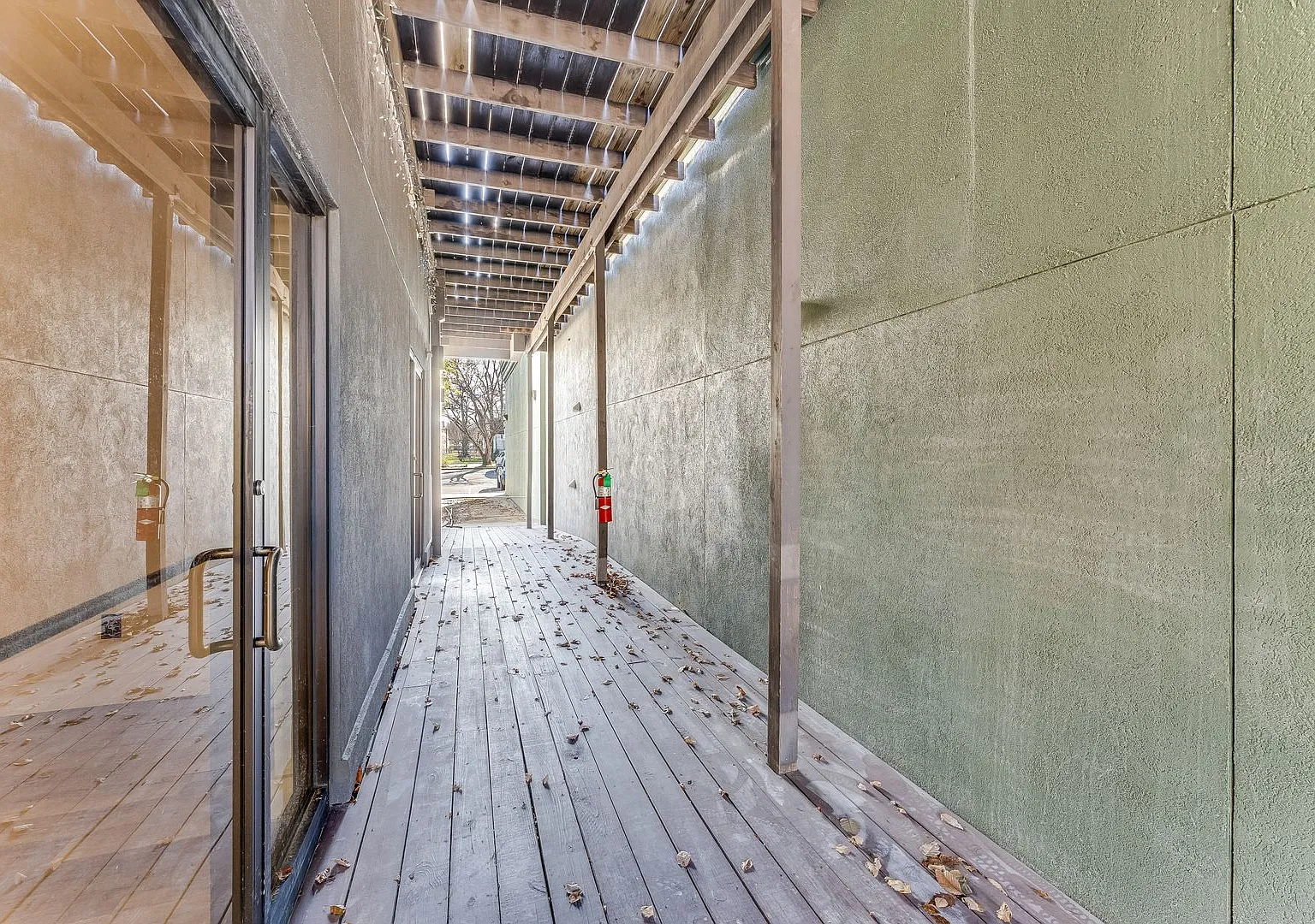 Dabs Properties LLC - 1723 N Chestnut Ave — Photo 2