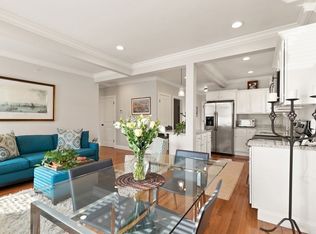 14 Bentley St APT 3, Salem, MA 01970