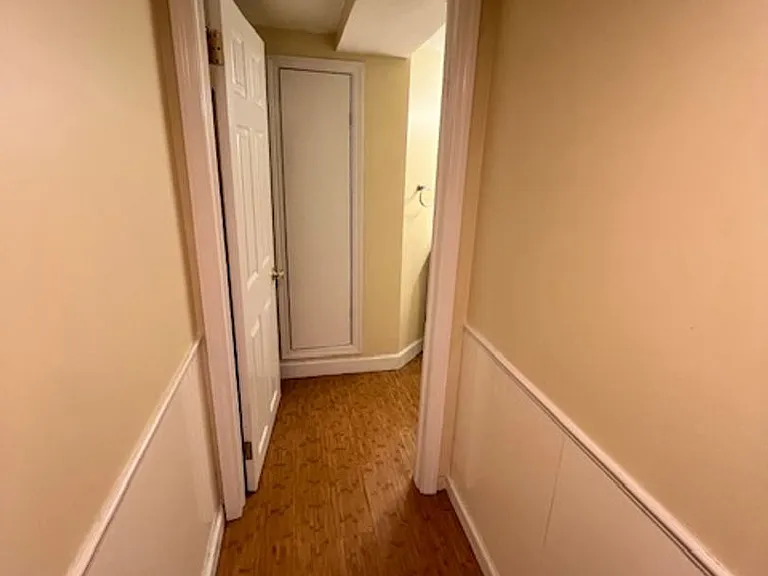801 Vernon Rd — Photo 32