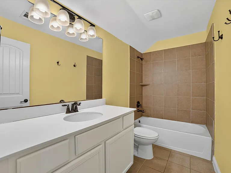 10712 Troutt Dr — Photo 26