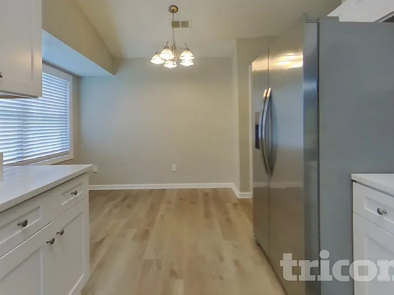 4486 Lindsey Dr — Photo 6