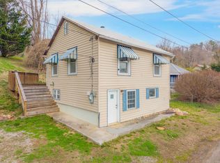 106 Giles St, Pembroke, VA 24136