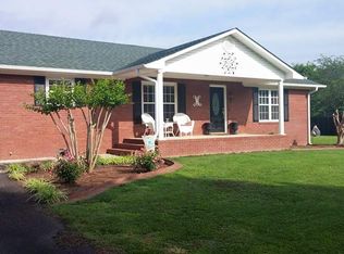 3490 Woods Cove Rd., Scottsboro, AL 35768