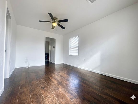 3rd image of 2063 Panamint St