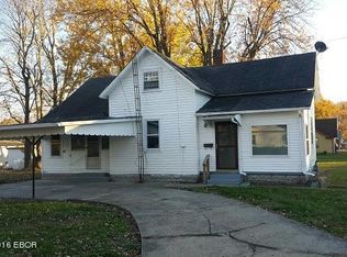 202 S Jackson St, Olney, IL 62450