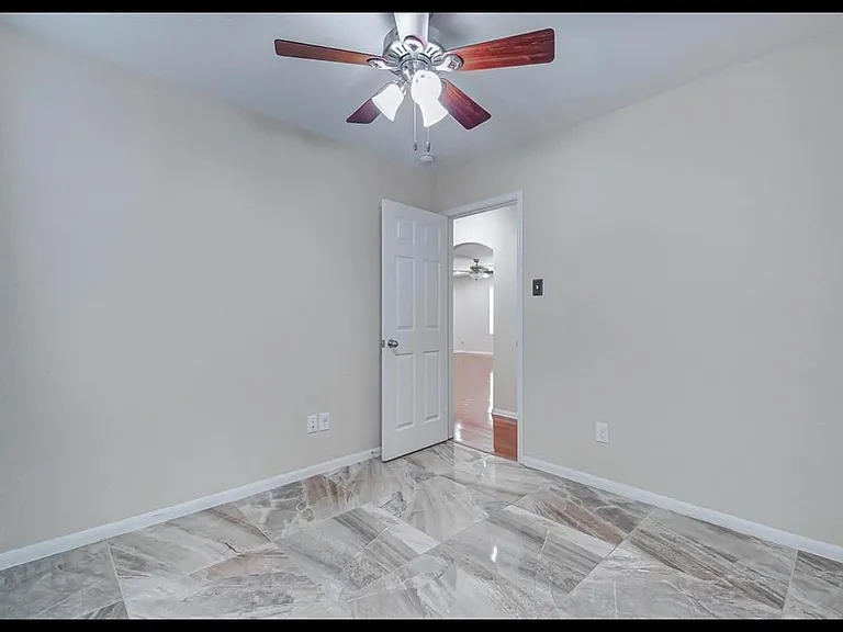 3042 Thicket Path Way — Photo 17