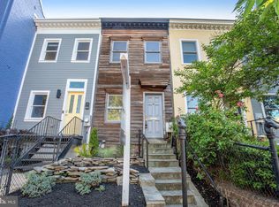 244 10th St NE, Washington, DC 20002