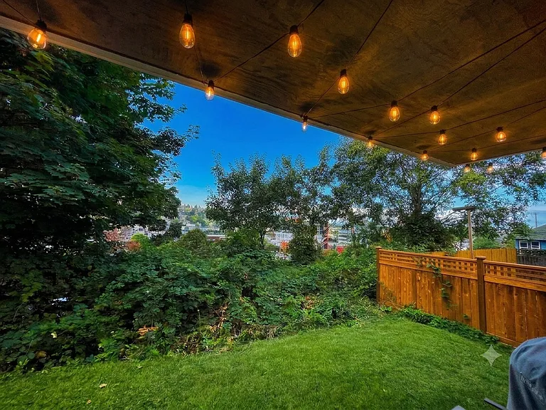 3043 14th Ave W #C — Photo 3