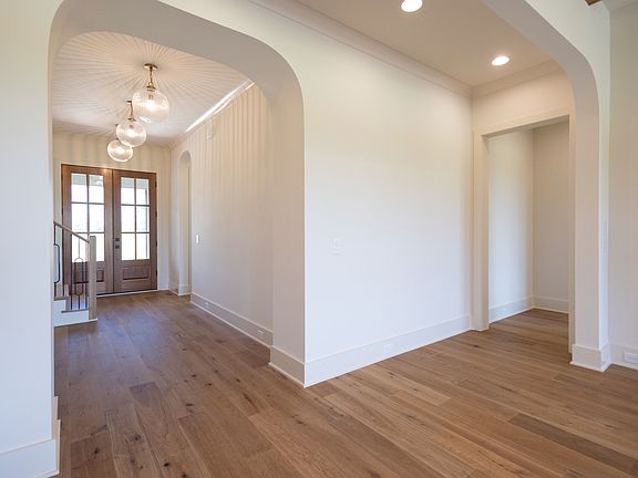 5th image of 2468 Horn Springs Rd