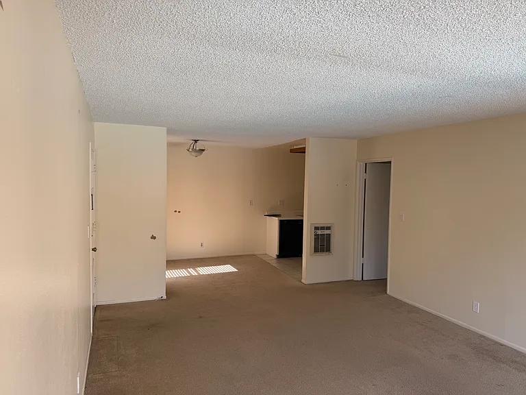 5512 Armitos Ave #46 — Photo 10