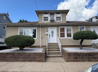 35 Ralph St, Belleville, NJ 07109