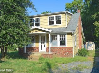 1176 Carrs Wharf Rd, Edgewater, MD 21037