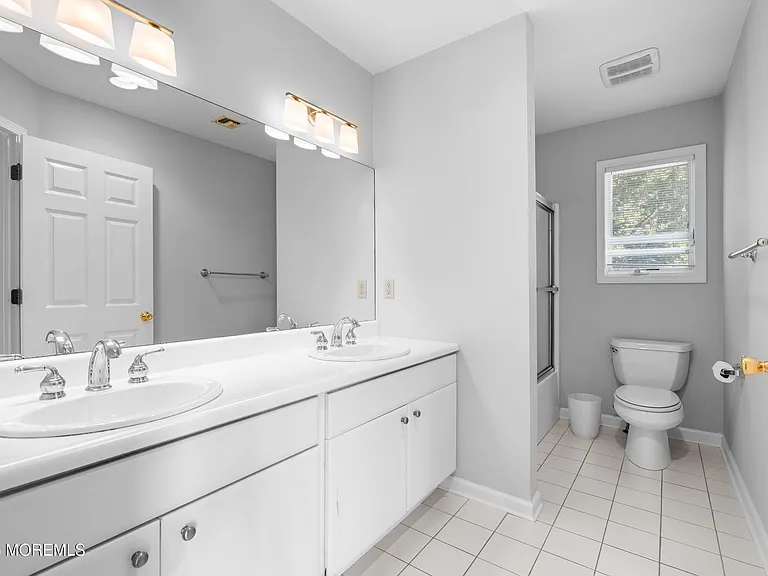 230 Norwood Ave — Photo 25