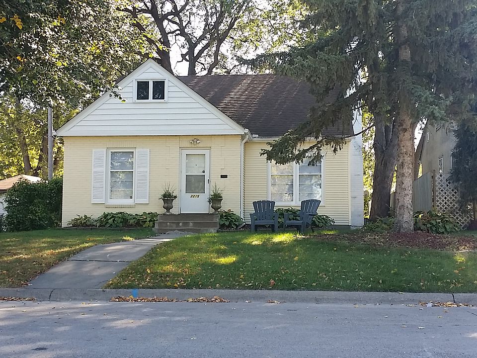1st image of 2215 45th Ave N
