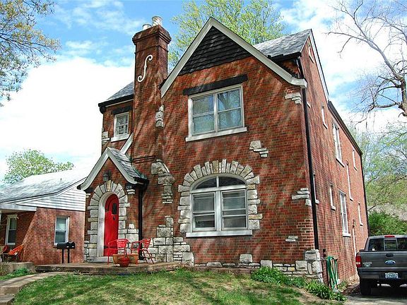 2nd image of 1216 Moorlands Drive # 2 Upper Floor
