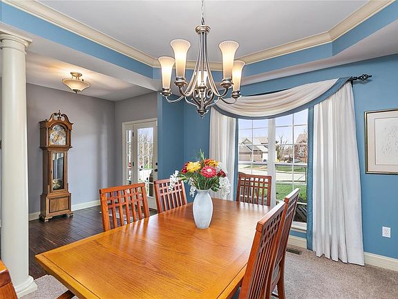3rd image of 281 Lemar Park Ct