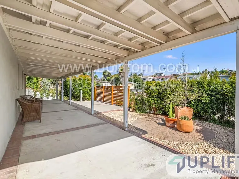 5520 Olvera Ave — Photo 19