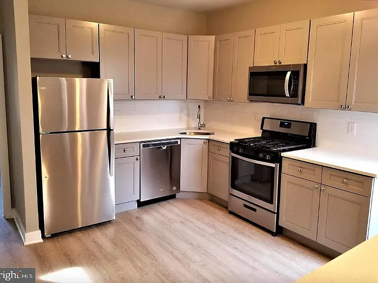 2142 S Broad St — Photo 1