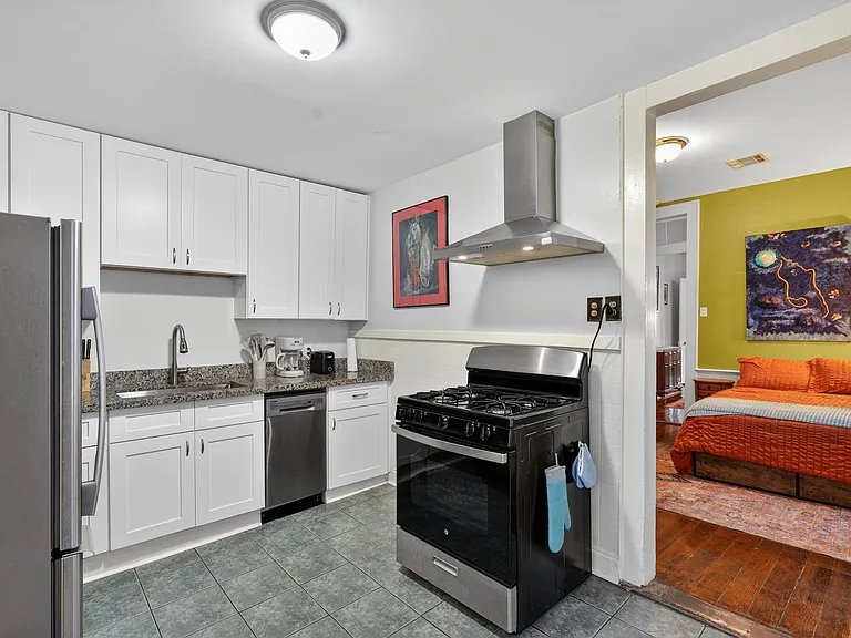 433 Pacific Ave — Photo 11