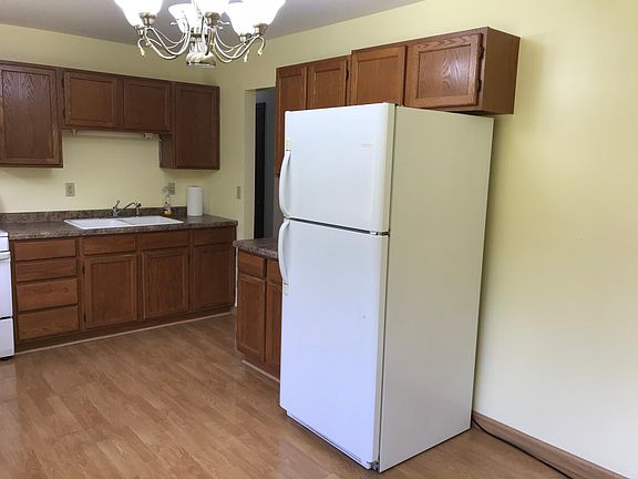 4th image of 417 S Hillsdale Ave