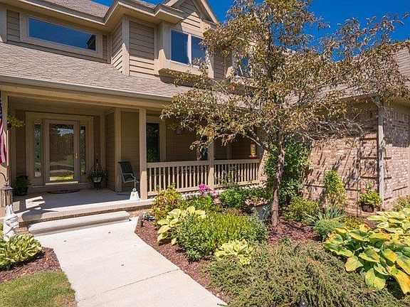 4th image of 5566 Creekview Dr