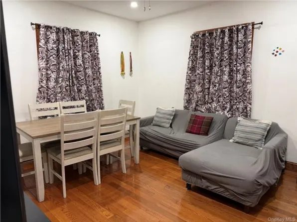 190-56 103rd Ave, Hollis, NY 11423