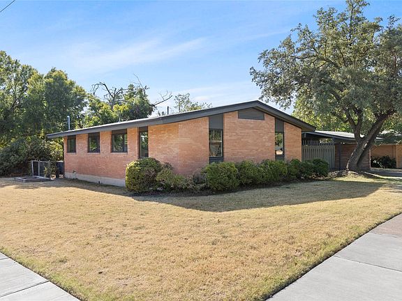 2nd image of 8805 Rolling Rock Ln