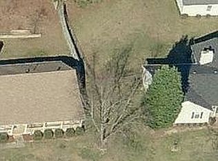 1791 Fox Ridge Dr, Hoschton, GA 30548