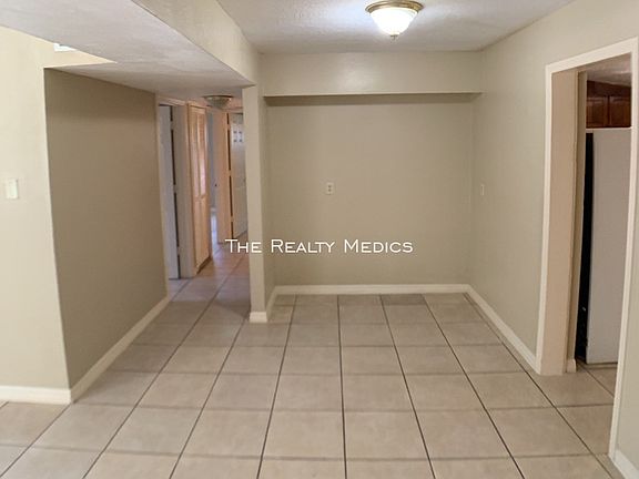 5th image of 1175 Maxey Dr