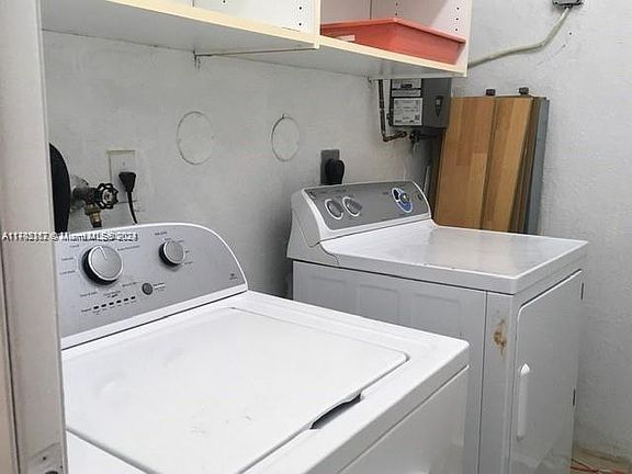 5th image of 886 NW 135th Ter
