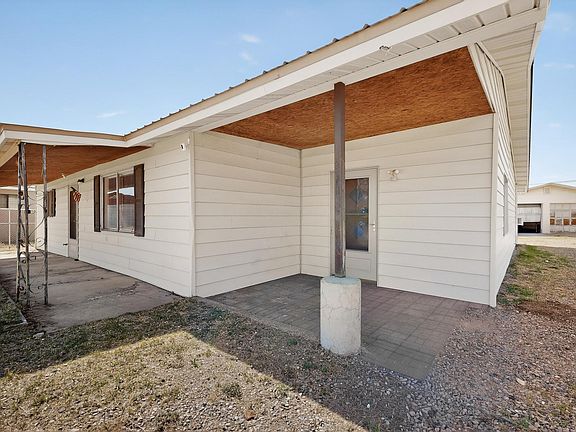 2nd image of 808 Ash Loop