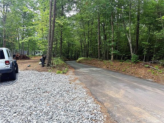 3rd image of 329 River Highlands Rd #2