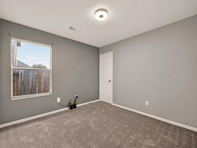 12135 English Brook Cir — Photo 19