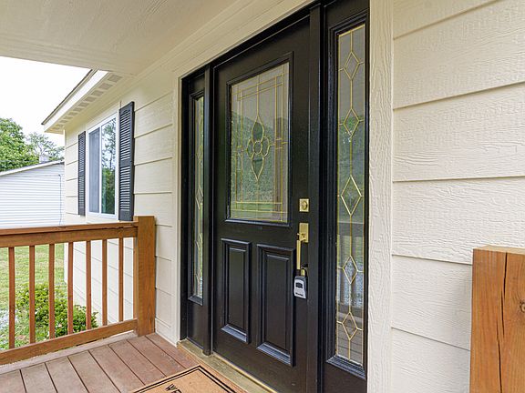 3rd image of 286 Berkeley Rd