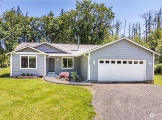 205 Trinity Dr, Castle Rock, WA 98611