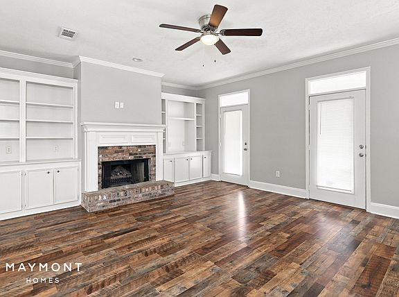 4th image of 414 N Place Dr