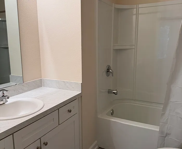 136 Whispering Brook Dr #136 — Photo 8