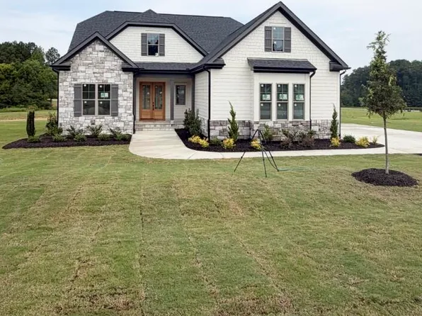 40 Wheatfield Ln, Louisburg, NC 27549