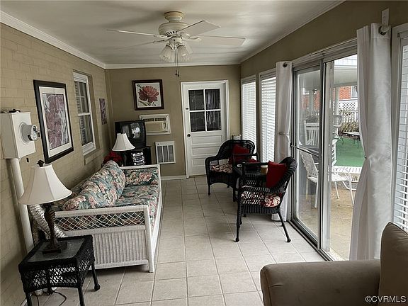 5th image of 7326 Lark Cir
