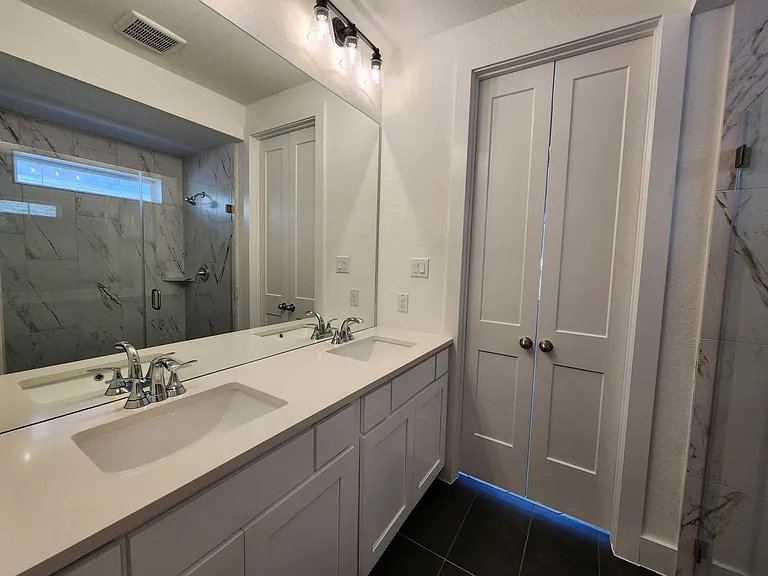 1047 Lime Gruene — Photo 16