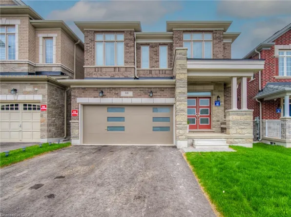 88 Bloomfield Cres, Cambridge, ON N1T 0G2