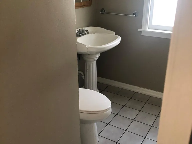 4174 Francis St — Photo 15