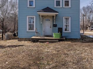 727 New Jersey Ave, Holton, KS 66436