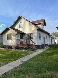 218 1st St SE, Clara City, MN, 56222