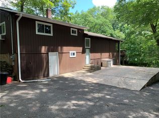 94 Mount Airy Rd S, Croton On Hudson, NY 10520